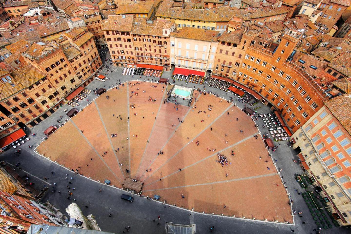 Stilnuovo Charming Apartment In Siena'S Historic Center, Very Close To Piazza Del Campo Kültér fotó