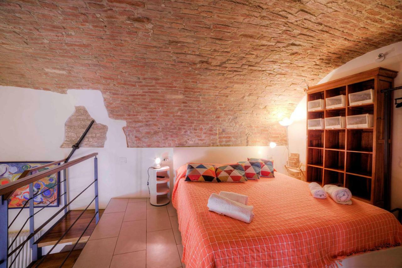 Stilnuovo Charming Apartment In Siena'S Historic Center, Very Close To Piazza Del Campo Kültér fotó