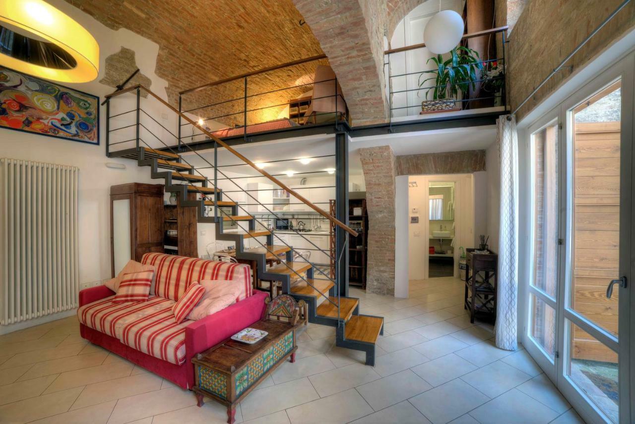Stilnuovo Charming Apartment In Siena'S Historic Center, Very Close To Piazza Del Campo Kültér fotó