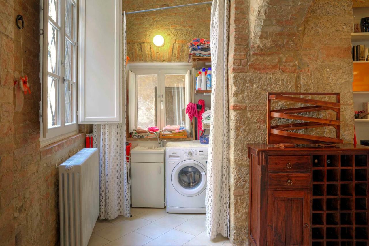 Stilnuovo Charming Apartment In Siena'S Historic Center, Very Close To Piazza Del Campo Kültér fotó